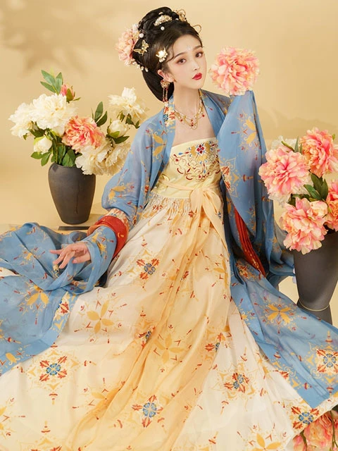 Discovering 8 Hanfu Color Styles: Timeless Elegance in Traditional Dress-24