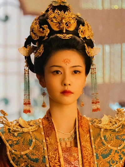 Exploring the Historical Context and Makeup Trends of Huadian in Cdramas-11