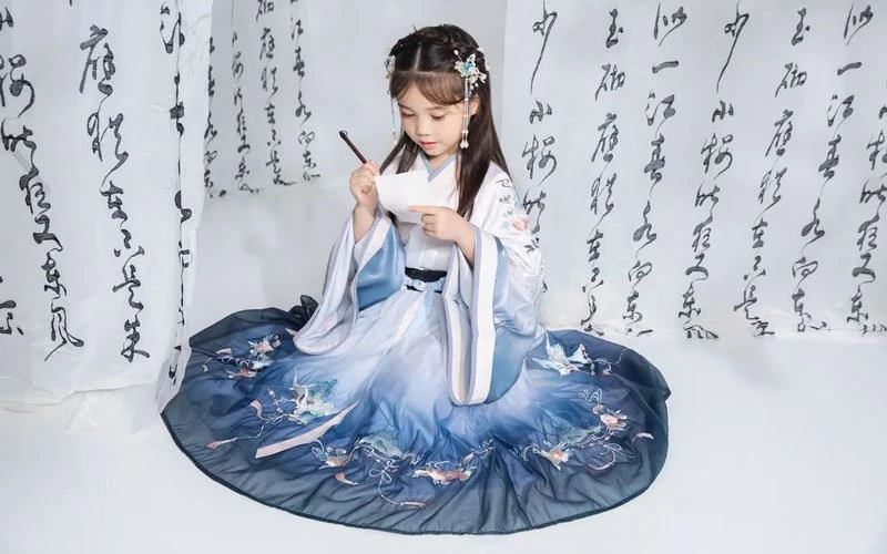 4 of The Best Parent & Child Hanfu Costume Ideas-6