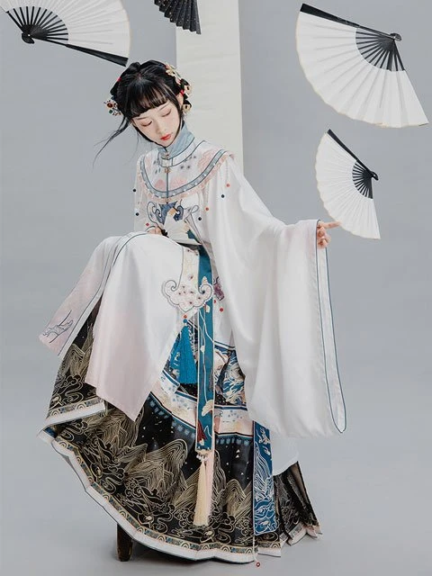 12 Latest Fashion Chinese Clothing Hanfu Styles in Runway-21