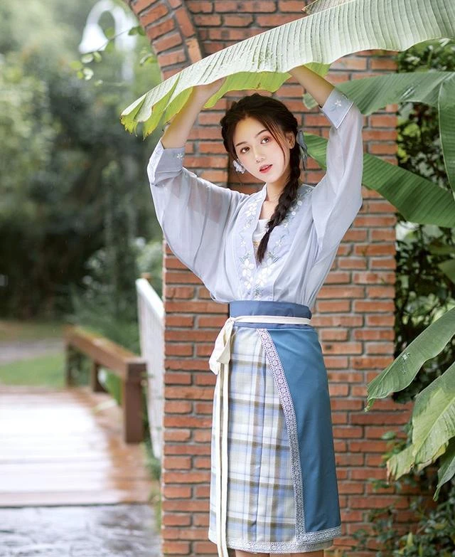 7 Types of Hanfu Skirts That You Should Know-11