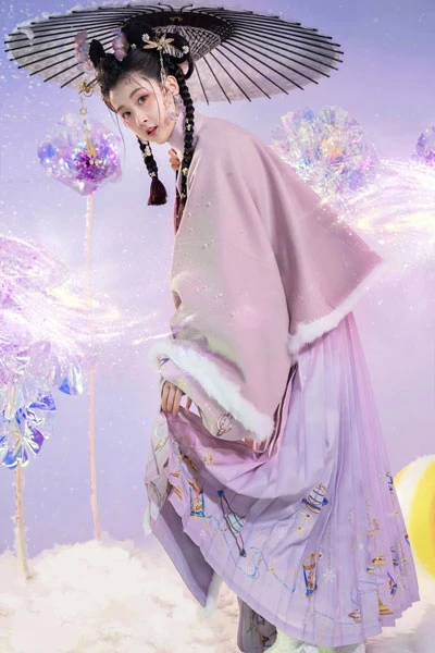 3 Colorful Winter Hanfu Wearing Styling for You-6