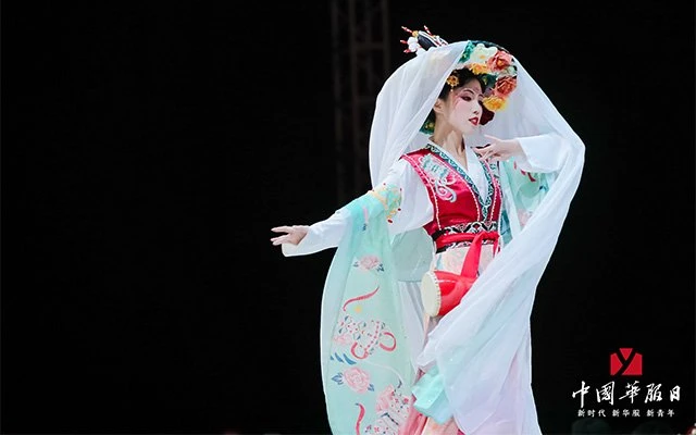 Live photos of Chinese National Costume Day on December 5-14