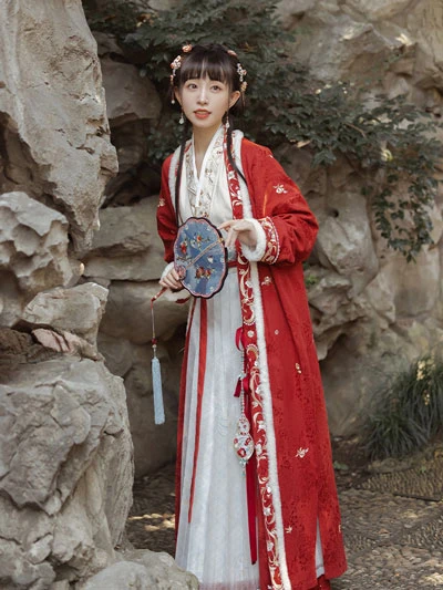 10 Must-have Hanfu Warm Long Beizi for Winter-17