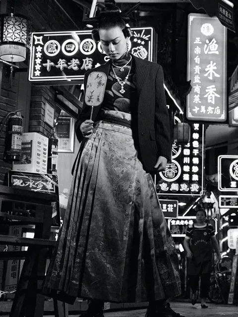 Stunning Hanfu Photography that Transports You into the Glamorous World of Ancient China-21