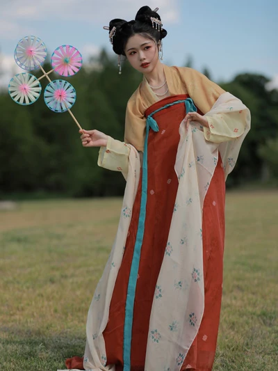 Vintage Hanfu Collection: 10 Beautiful Retro Dresses With Rich Ancient Flavor-23