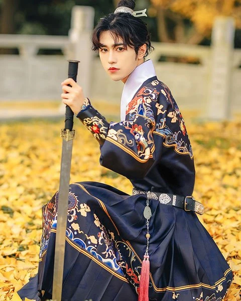 Different Kinds of Sleeves in Hanfu-10