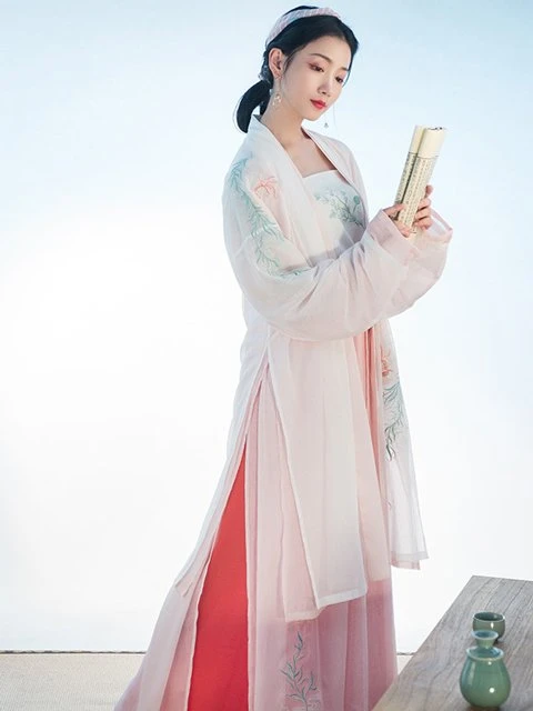 5 Adorable Pink Hanfu You'll Want to Wear-11