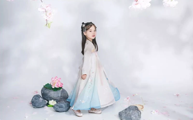 4 of The Best Parent & Child Hanfu Costume Ideas-2