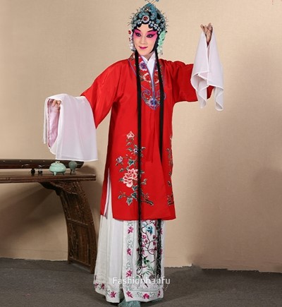 Why The Costumes In Chinese Dramas and Hanfu Are Difference-12