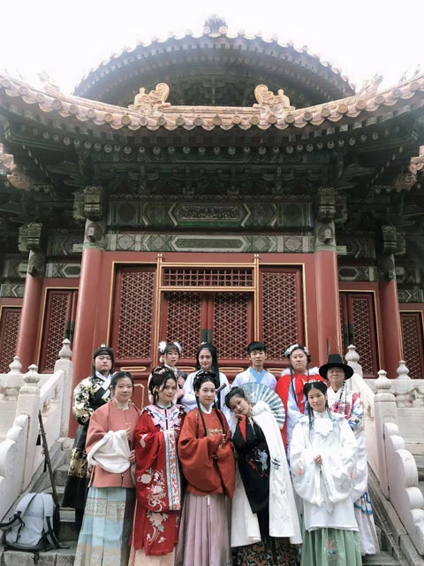 All You Want to Know About Hanfu & Tongpao Is Here-26