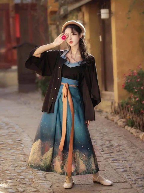 8 Examples of Common Fabrics Used in Hanfu Making-19