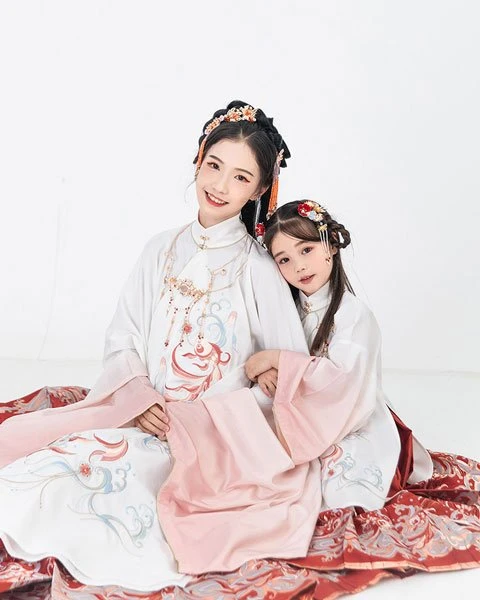 Latest Traditional Chinese Dress for Kids-10