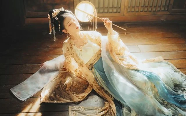 How did the Tang Dynasty Hanfu Clothing Develop and Prosper?-1