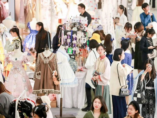 Chinese Hanfu Industry - Changing & Get Better-7