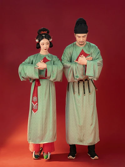 10 Latest Sets of Sweet Chinese Hanfu for Lovers-11