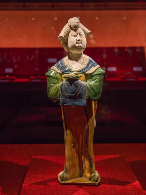 Guide of Tang Sancai: A Colorful Blend of Chinese Art and History-6