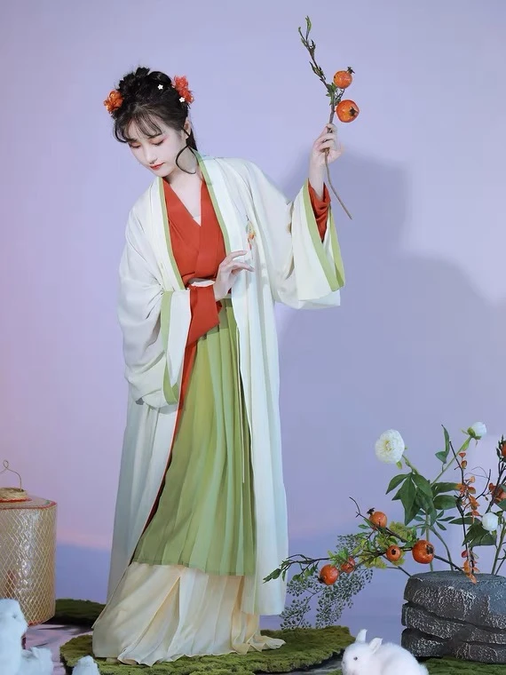 7 Types of Hanfu Skirts That You Should Know-19