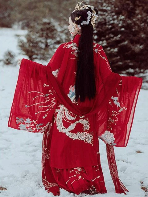 12 Most Beautiful Traditional Chinese Wedding Dresses-16