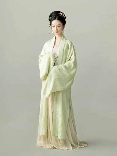 Rediscovering the Beauty of Song Dynasty Hanfu Matching-9