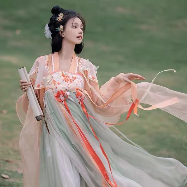 7 Types of Hanfu Skirts That You Should Know-21