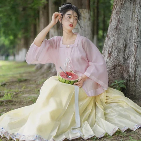 7 Sets of Summer Hanfu to Make You Unique-11