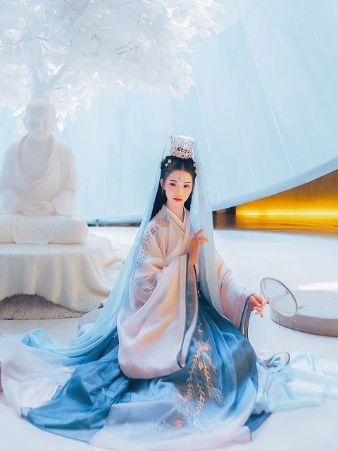 Discovering 8 Hanfu Color Styles: Timeless Elegance in Traditional Dress-6