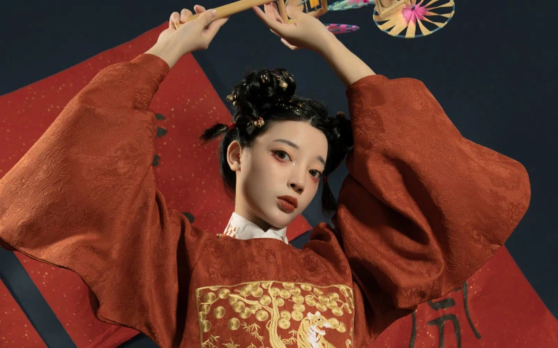 5 Recommended Girls Hanfu Suits for Chinese New Year-16