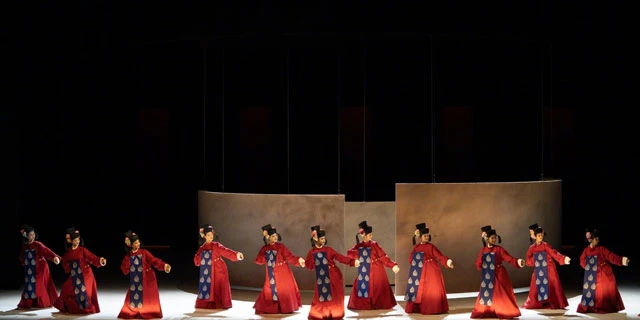 A New Chinese Dance Drama Depicting the Aesthetics of the Song Dynasty-21