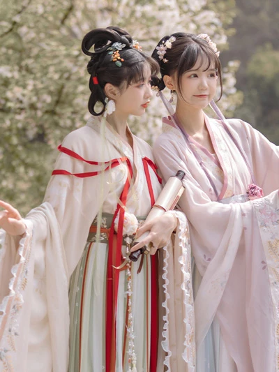 Bloom in Style: Recommended Spring Hanfu for the Flower Season-10