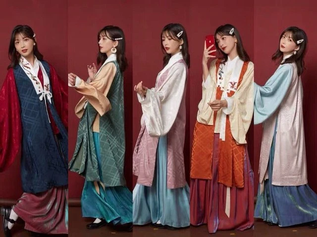 How Beautiful is Blue Hanfu in Traditional Chinese Hanfu?-13