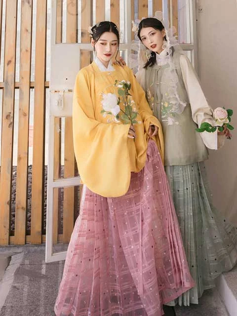 Chinese Fashion - Wear Hanfu with Auspicious Patterns-8