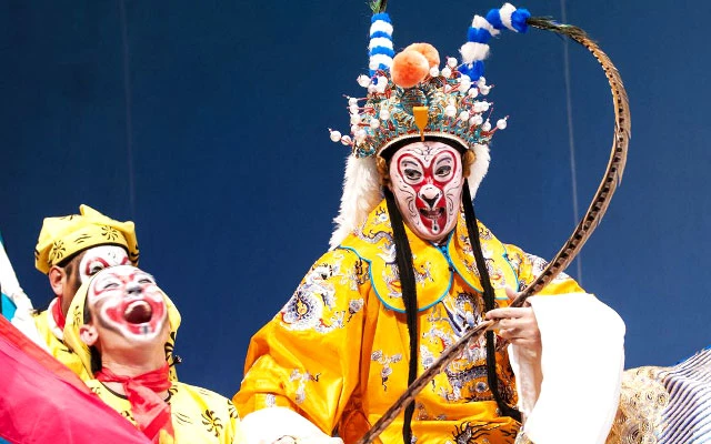 The Many Faces of Chinese Opera-5