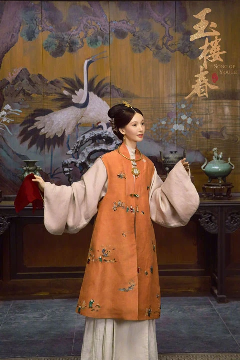 How Exquisite Is the Ming Style Hanfu in Song of Youth-15