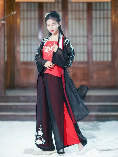 The Classic Color Scheme in Chinese Costume - Red & Black-15