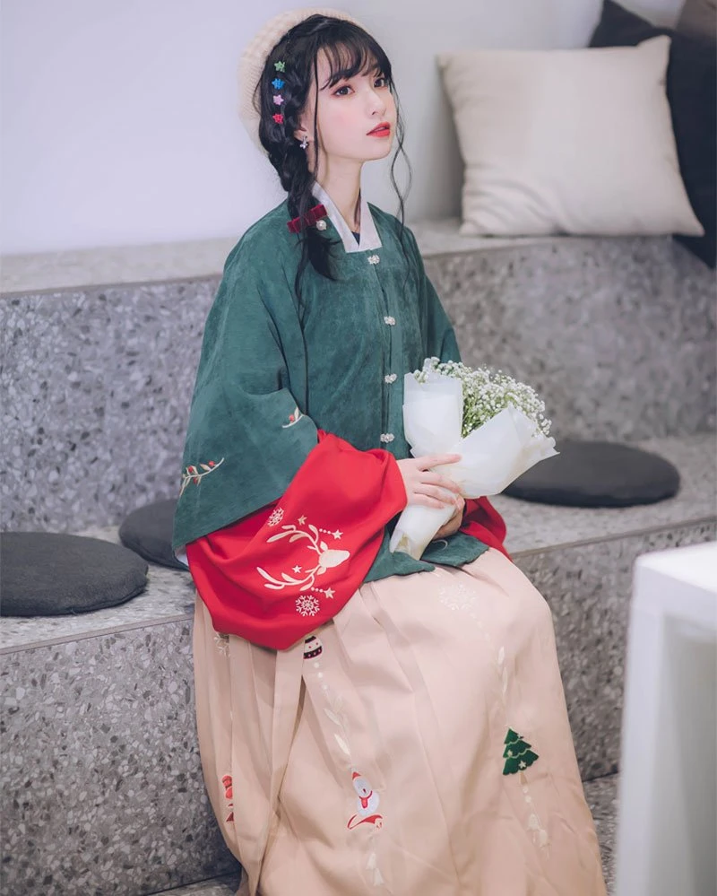 Christmas Element Hanfu - The Best Gift for Winter-7