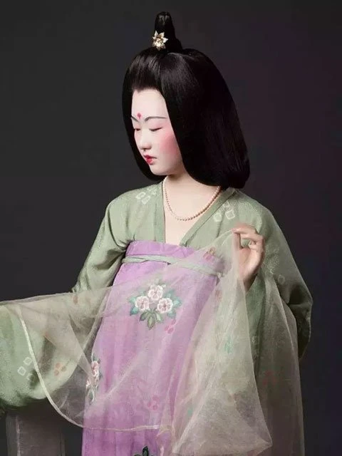 Recover 200 Sets Hanfu in 12 years - They Amazing the World-4