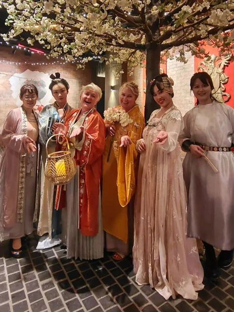 All You Want to Know About Hanfu & Tongpao Is Here-5