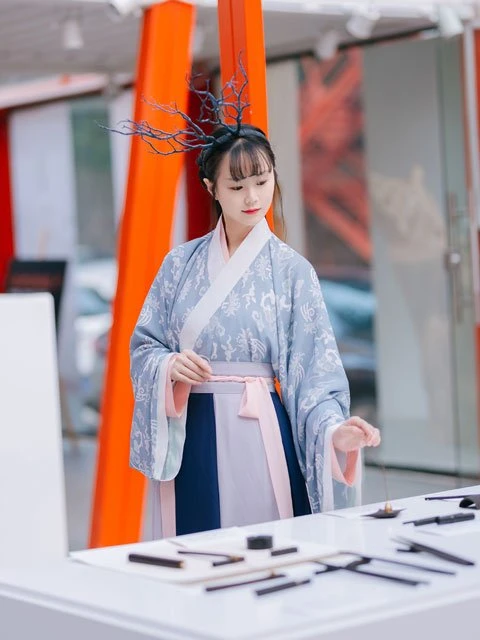 6 Fashion Hanfu Outfit Ideas in 2021-3