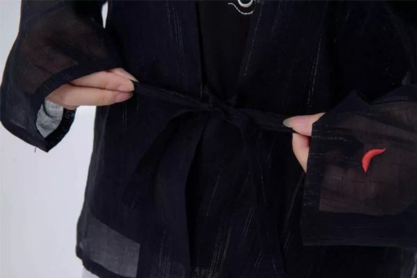 Dressing Course |  5 Minutes To Teach You How To Wear Hanfu – Duijin Ruqun-4