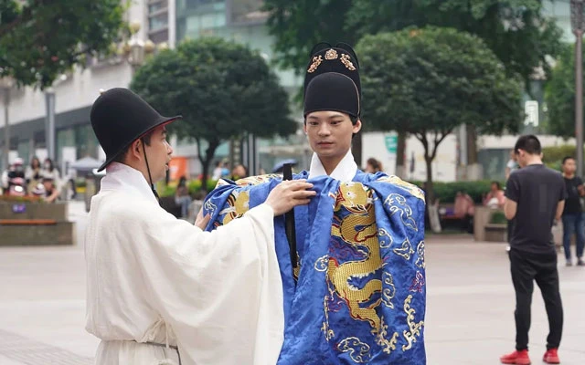 How Popular is Hanfu Now-7