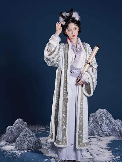 10 Must-have Hanfu Warm Long Beizi for Winter-27