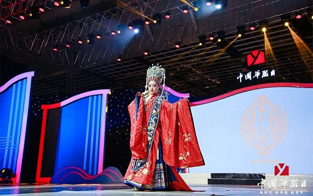 Live photos of Chinese National Costume Day on December 5-30