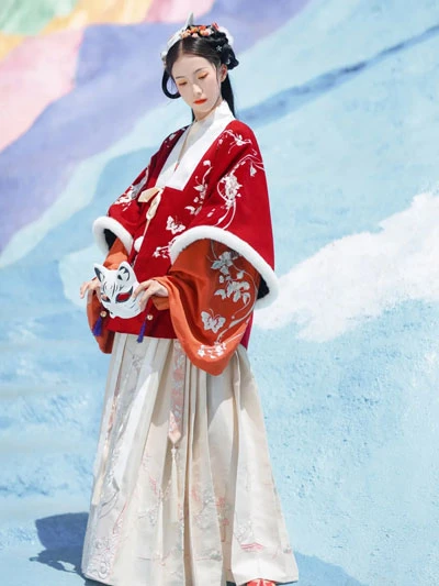 5 Recommended Girls Hanfu Suits for Chinese New Year-12