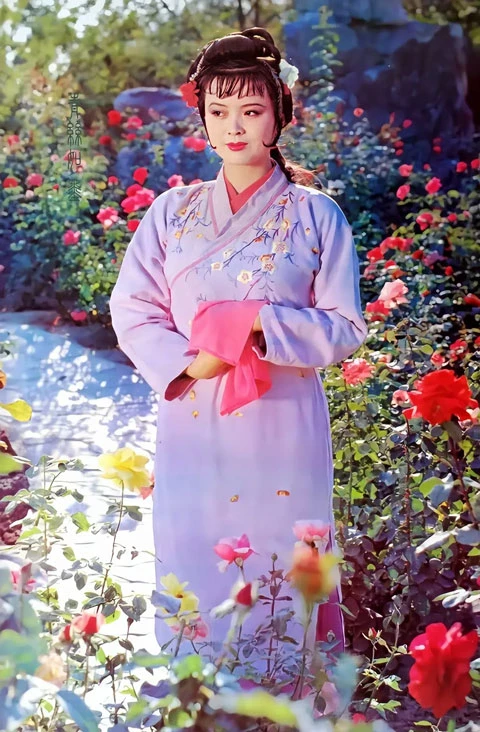 The Hanfu Aesthetics in the Dream of the Red Chamber (1987)-29