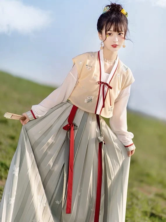 How To Choose Your First Hanfu-2