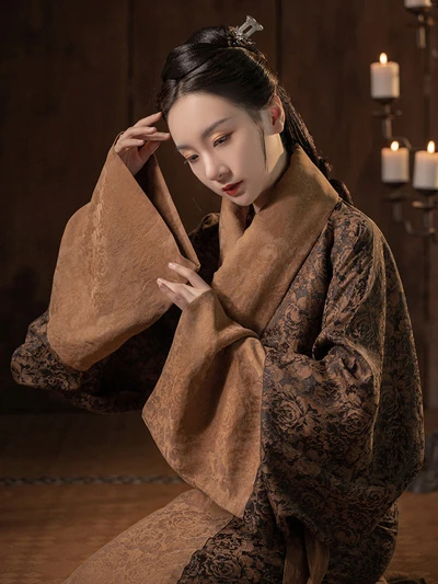 5 Best Accessories to Match with Quju Hanfu-4