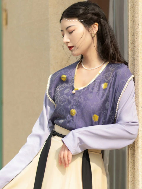 8 Different Styles of Tang Style Hanfu for Girls-31