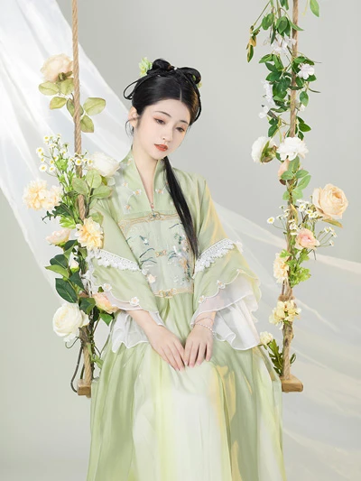 10 Gorgeous Green Hanfu Set for Summer-4