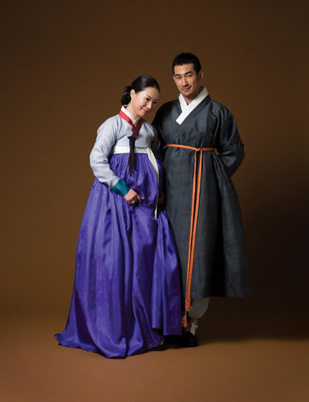 Exploring the Cultural Significance of Hanfu, Hanbok, and Kimono-2